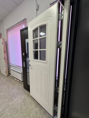 Эксклюзив! Дверь входная Kaski UOL2 с двухцветной окраской М9 левая в наличии!