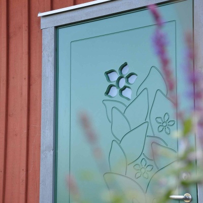 Теплая входная дверь SWEDOOR by Jeld-Wen Character Lilly Eco фотография